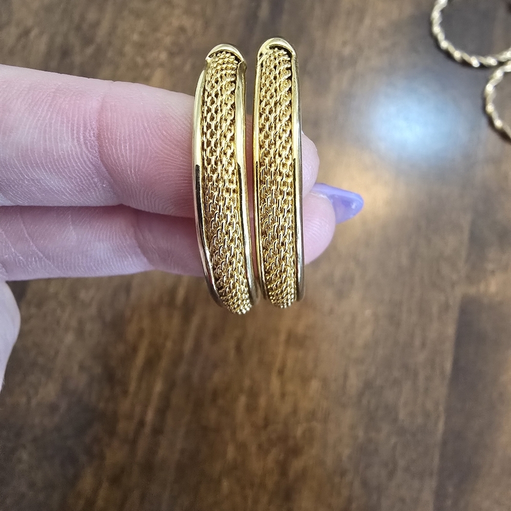 Gold Tone Mixed Hoop Earring Set Set Of 5 Hoops - Picture 2 of 8